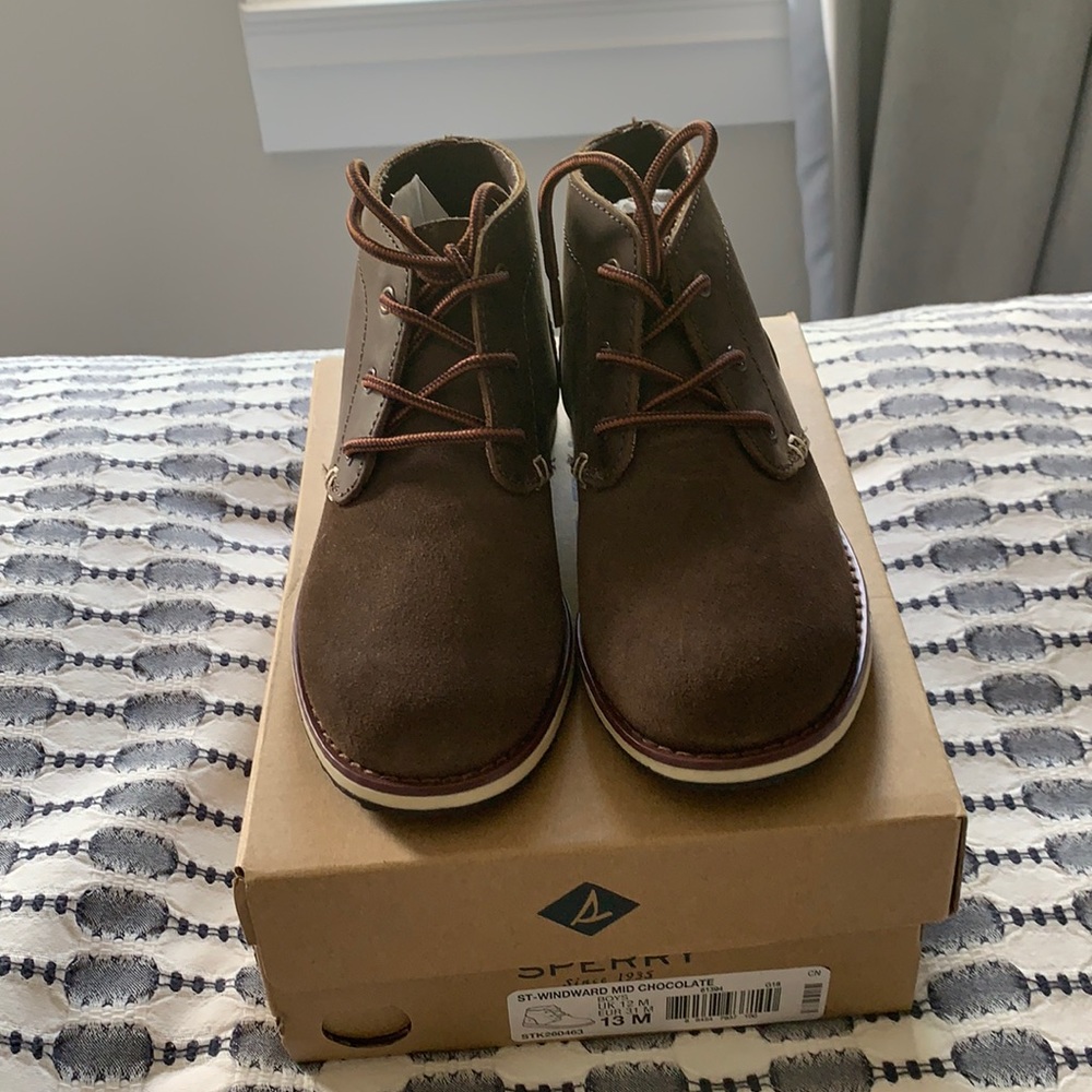 Sperry kids brown boot